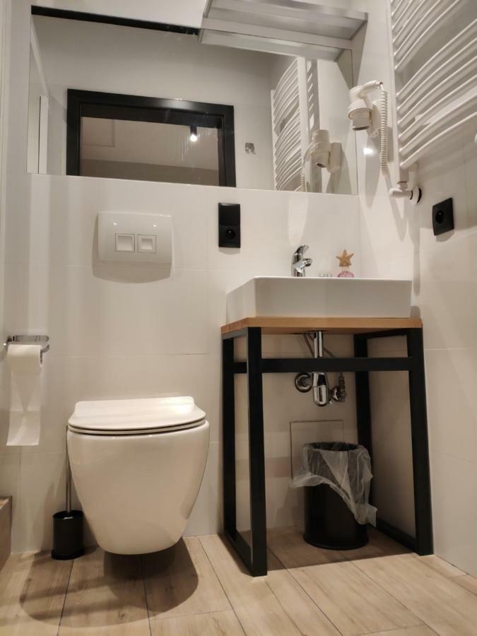 H33 Apartamenty - tylko rezerwacje służbowe Bytom Zewnętrze zdjęcie