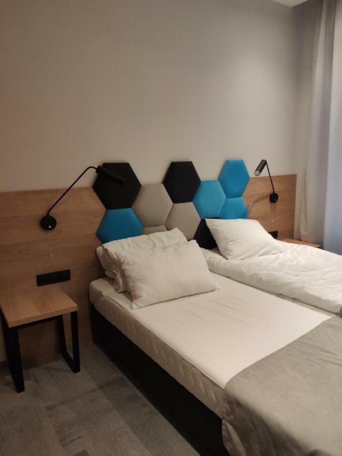 H33 Apartamenty - tylko rezerwacje służbowe Bytom Zewnętrze zdjęcie