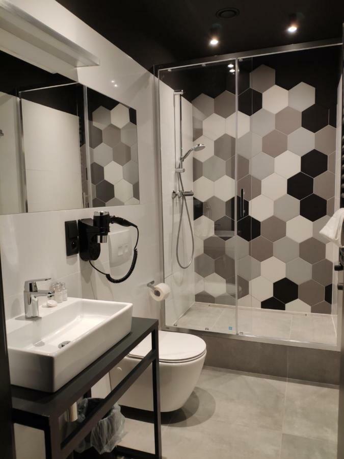 H33 Apartamenty - tylko rezerwacje służbowe Bytom Zewnętrze zdjęcie