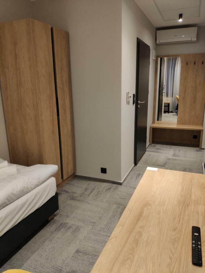 H33 Apartamenty - tylko rezerwacje służbowe Bytom Zewnętrze zdjęcie