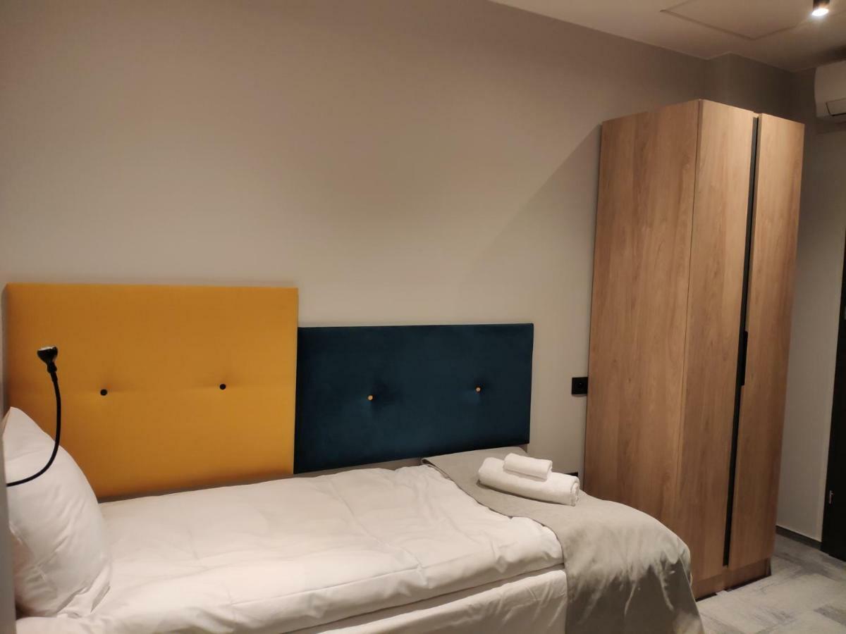H33 Apartamenty - tylko rezerwacje służbowe Bytom Zewnętrze zdjęcie